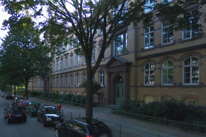 Die Fraktion DIE LINKE in Eimsbüttel hält es für eine gute Idee, die Bismarckstraße in Udo Jürgens-Straße umzubenennen.